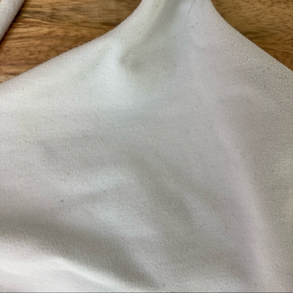 Lululemon Free To Be White Sports Bra - Picture 3 of 6